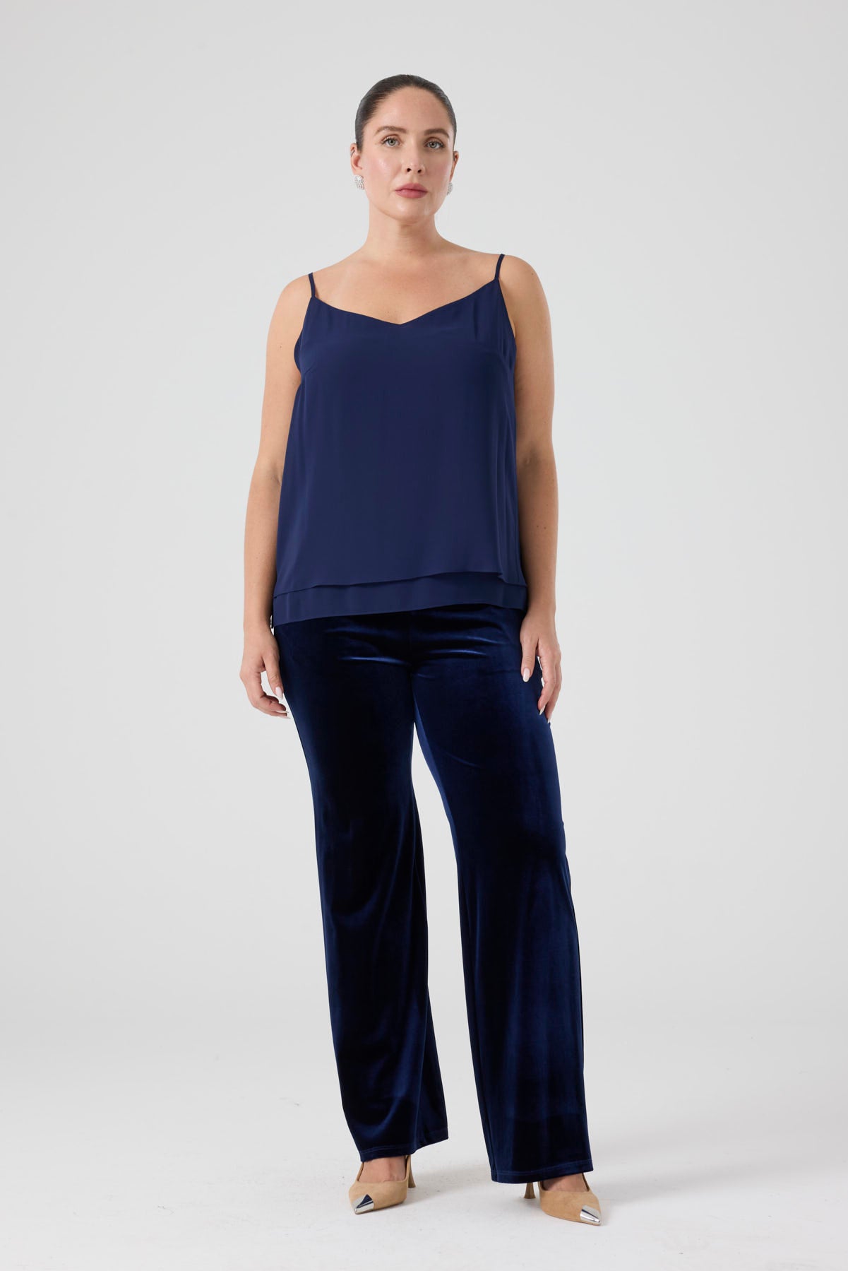 Şifon Garnili Burgu Çiçek Detaylı Ceket Kadife Pantolon 3'lü Takım - Lacivert