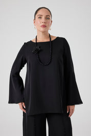 Volanlı Bluz - İşlemeli Yırtmaçlı Pantolon İkili Takım Siyah