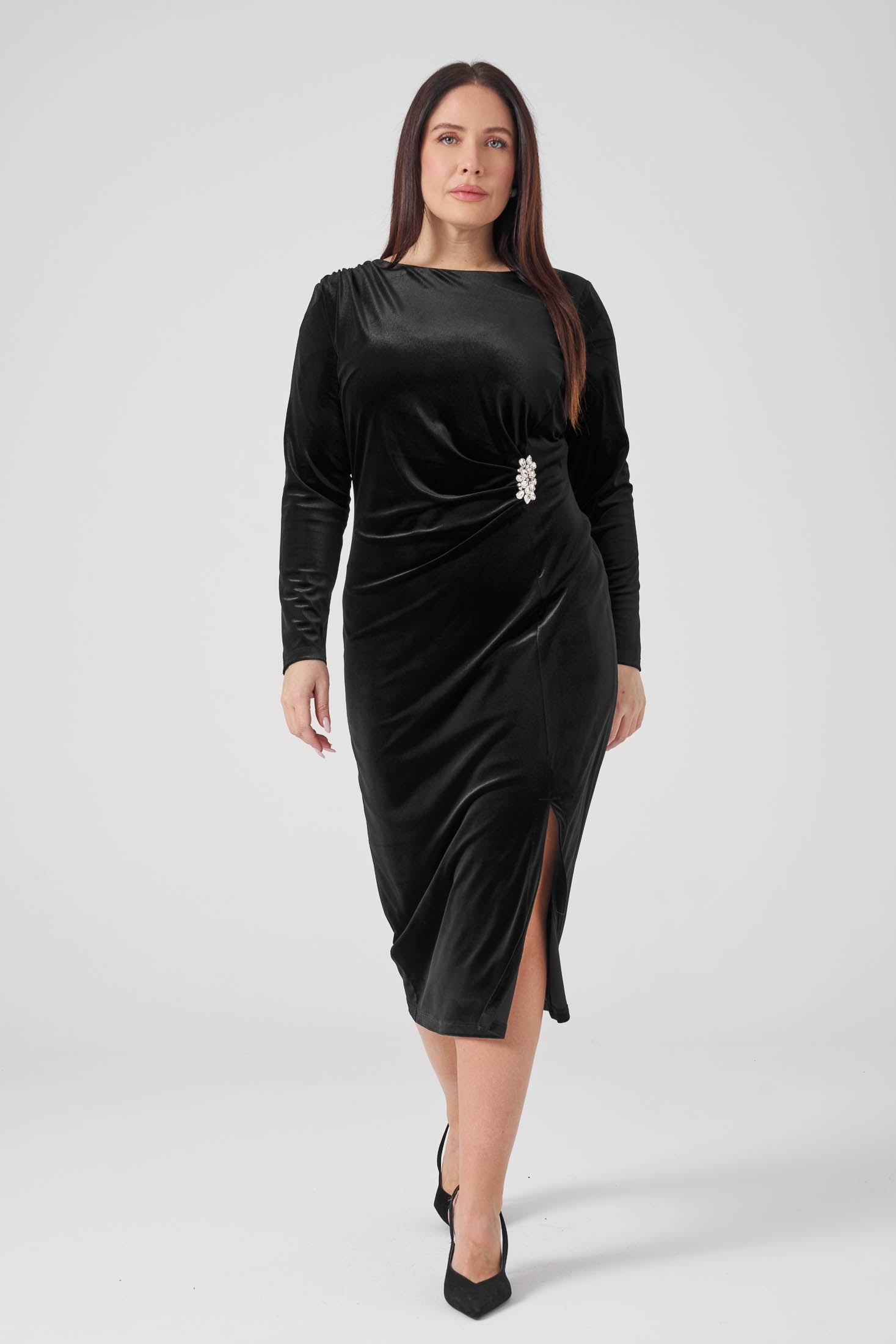 Taş Detaylı Slim Fit Kadife Elbise