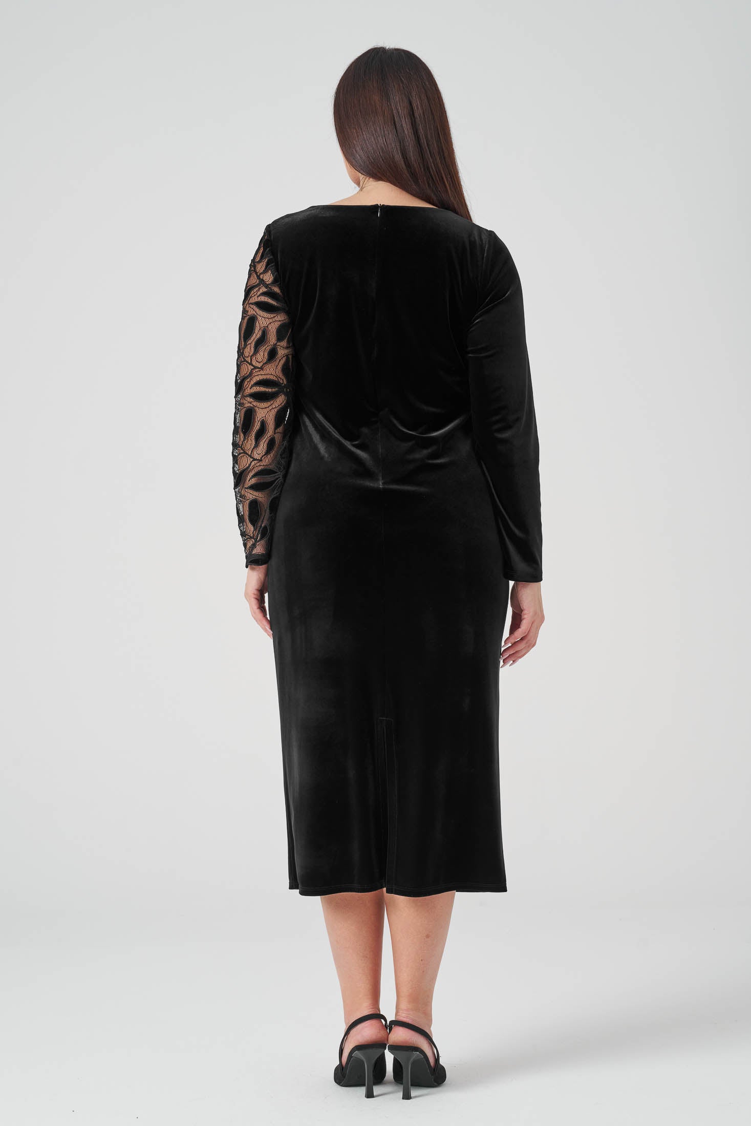 Kolu Dantelli Kadife Fit Elbise Siyah