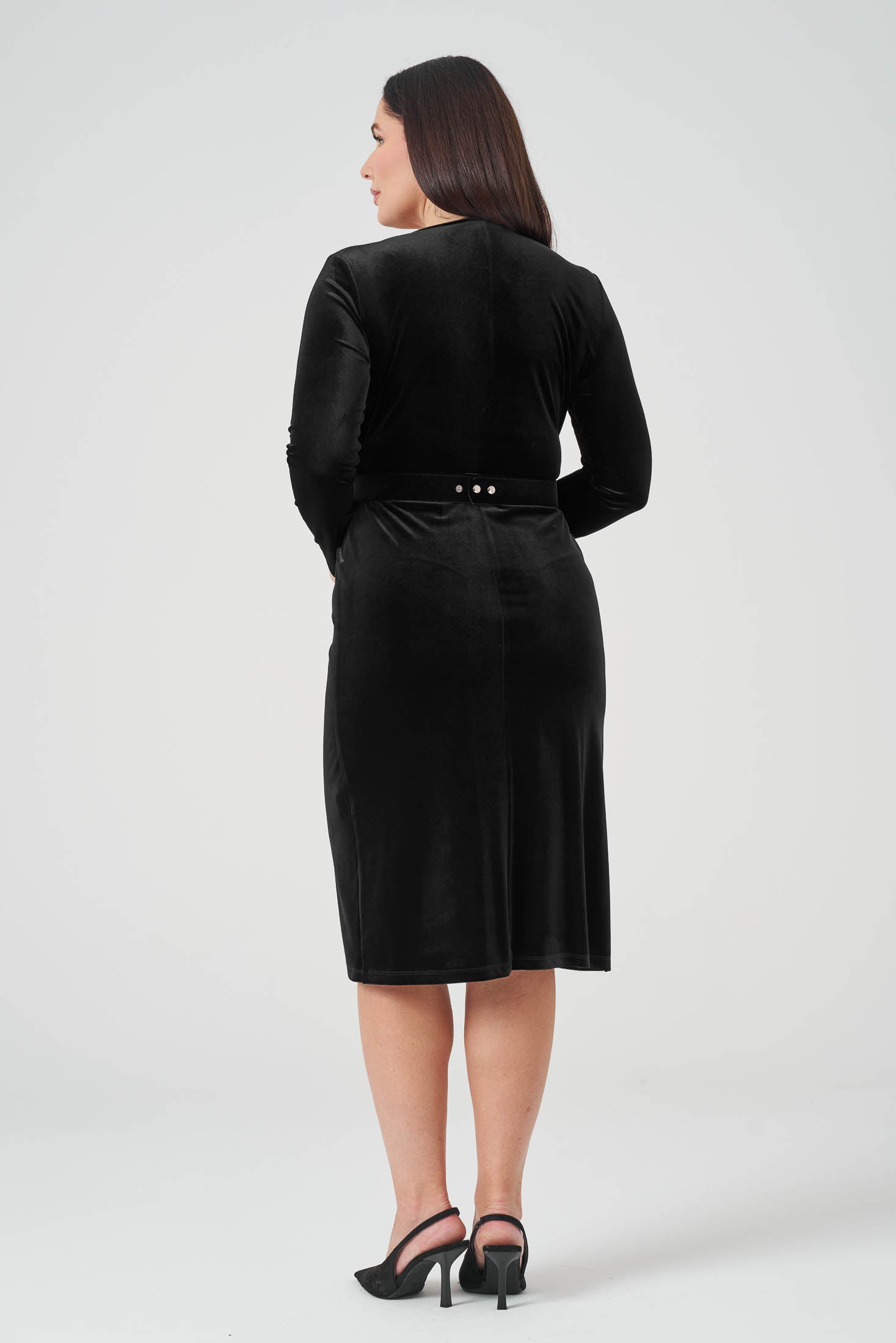 Kruvaze Kemerli Kadife Elbise Siyah