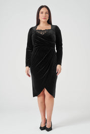 Yakası Dantelli Kruvaze Kadife Elbise Siyah