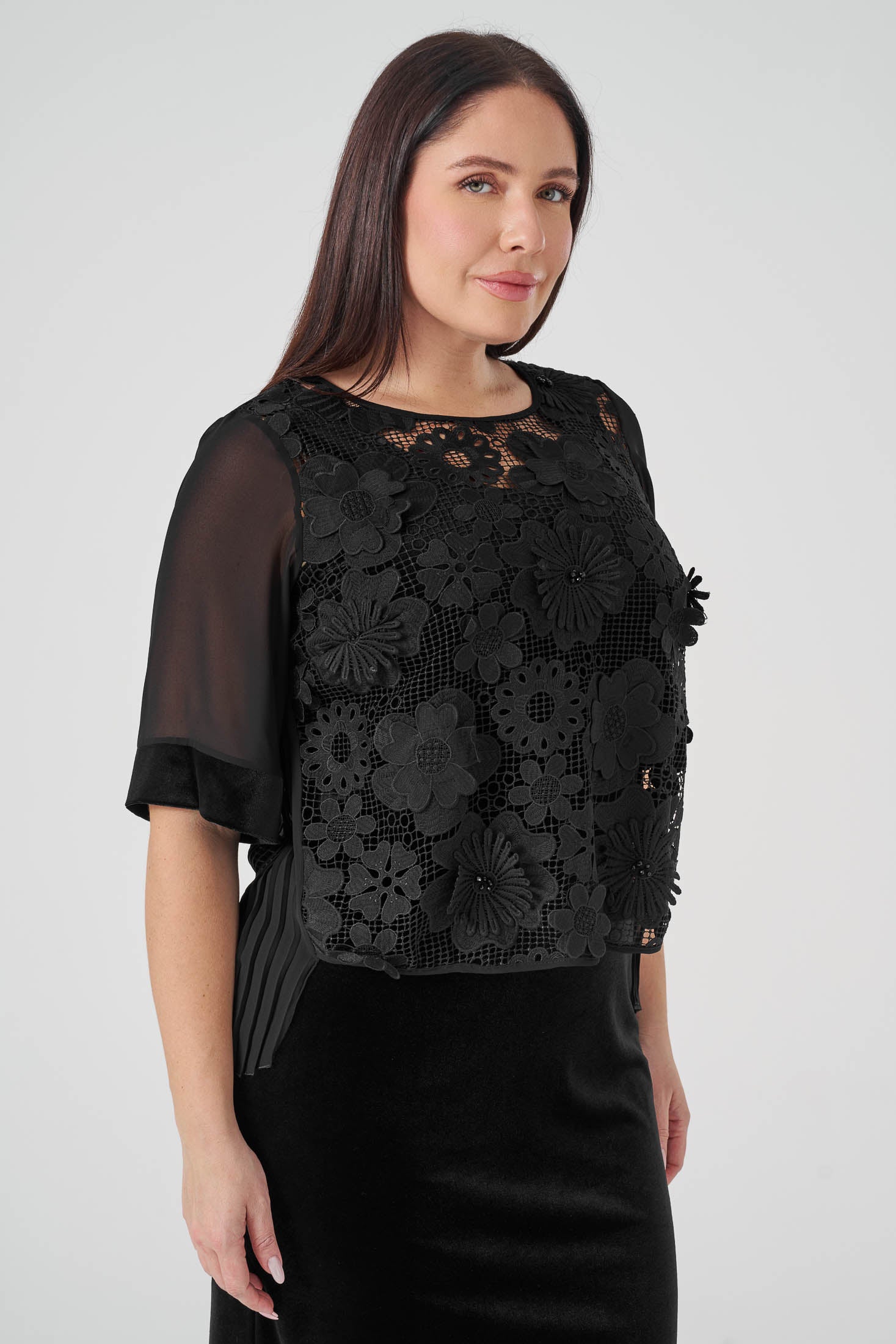 Üç Boyutlu Güpürlü Takım Siyah