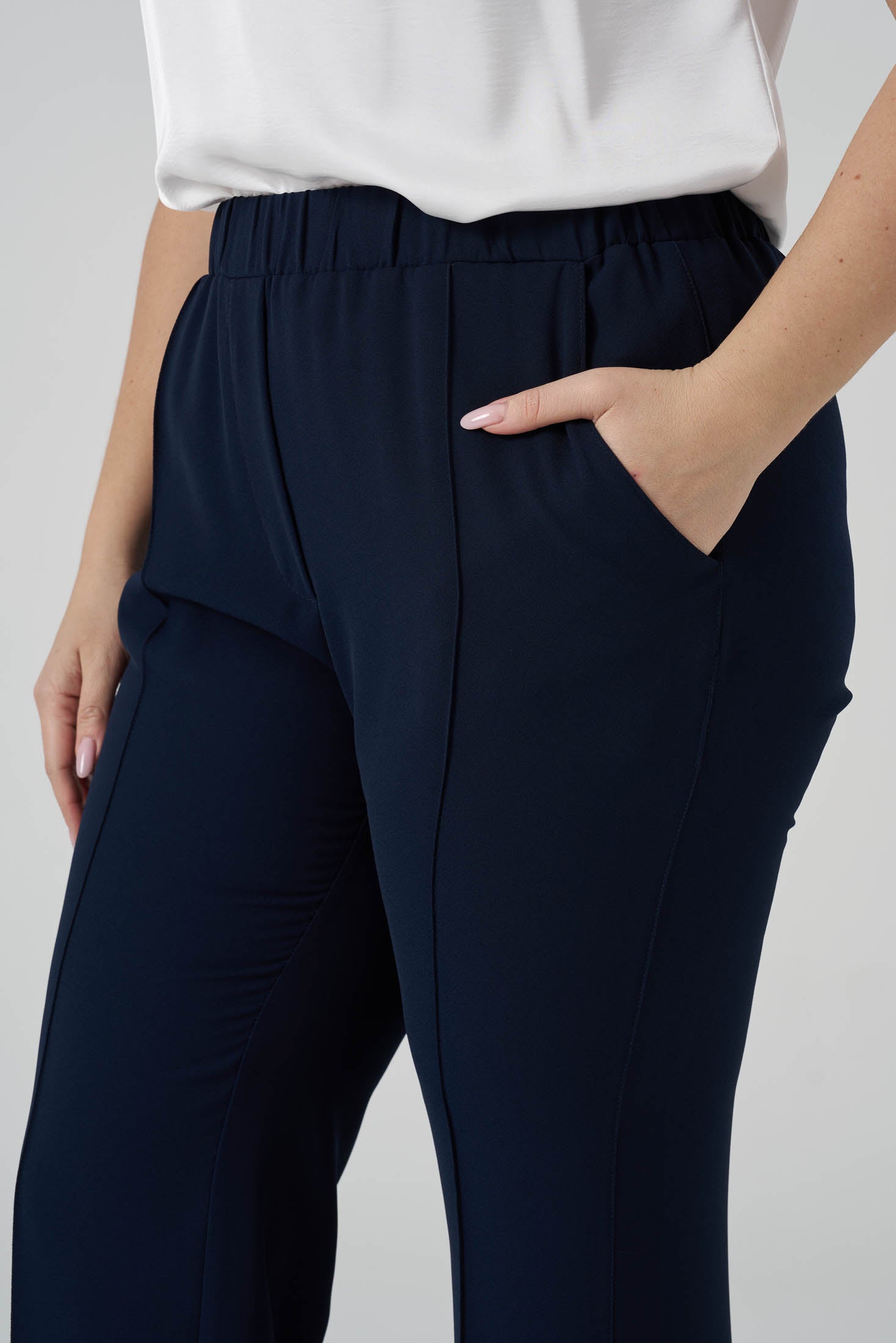 Beli Lastikli Çımalı Pantolon Lacivert