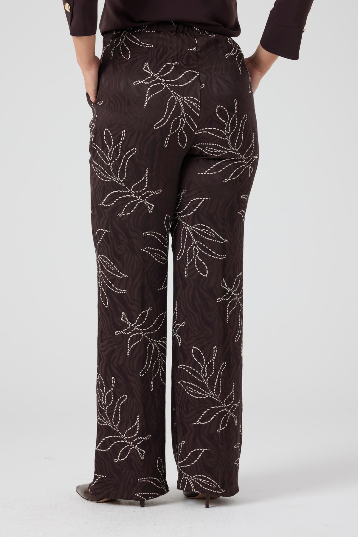 Jakarlı Viskon Pantolon Kahve