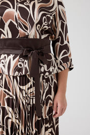 Eteği Piliseli Floş Viskon Takım Kahve