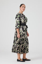 Eteği Piliseli Floş Viskon Takım Siyah