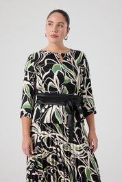 Eteği Piliseli Floş Viskon Takım Siyah