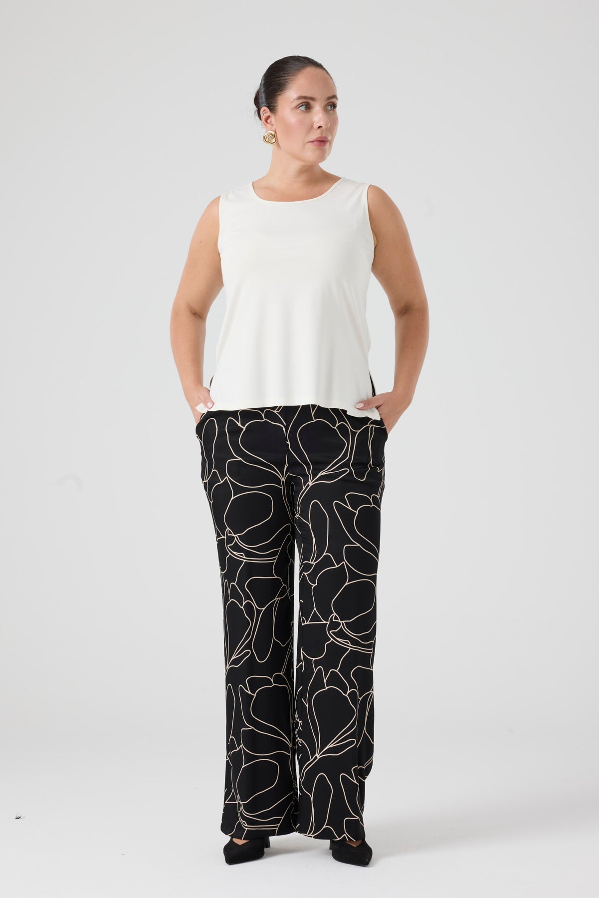 Desenli Pantolonlu Üçlü Takım Siyah