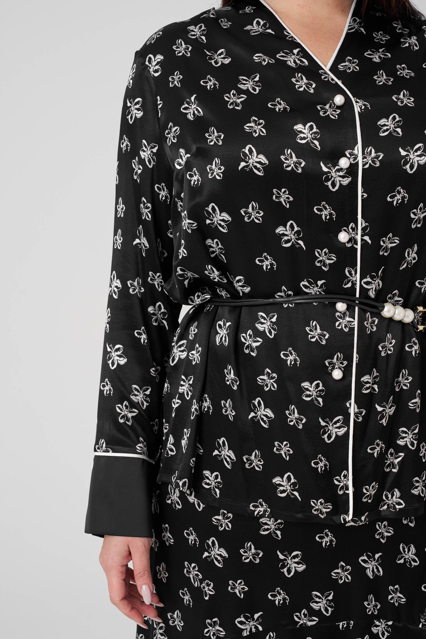 Çiçek Desenli Gömlek Etek Takım Siyah