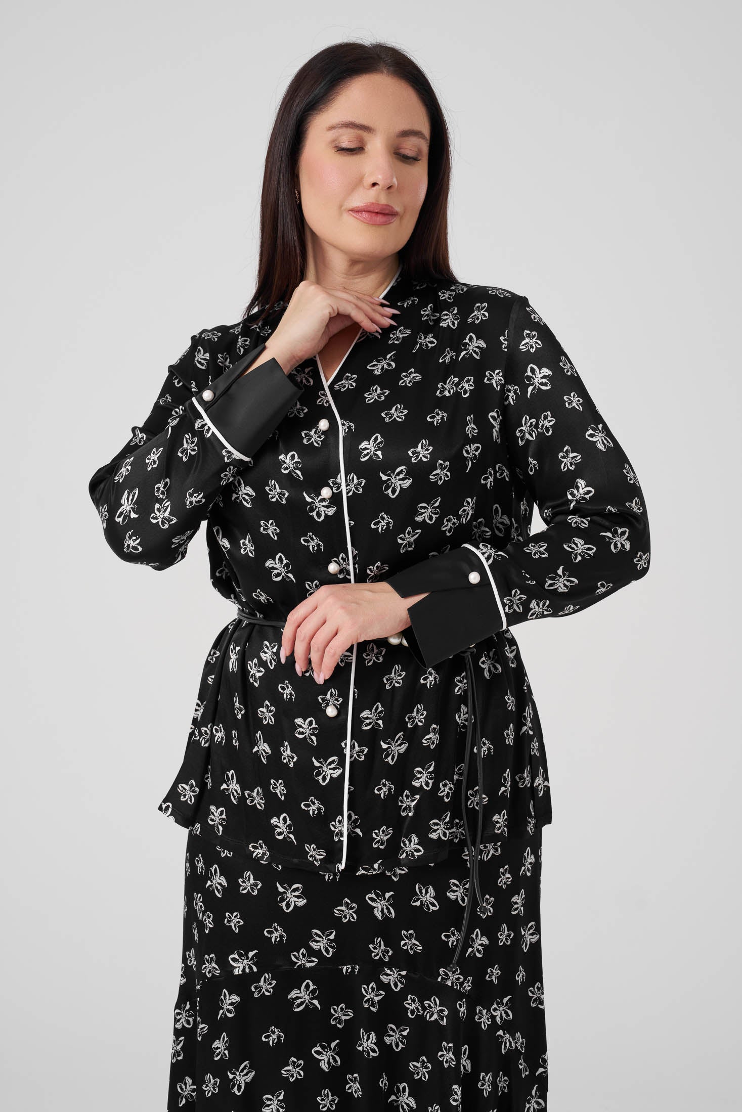 Çiçek Desenli Gömlek Etek Takım Siyah