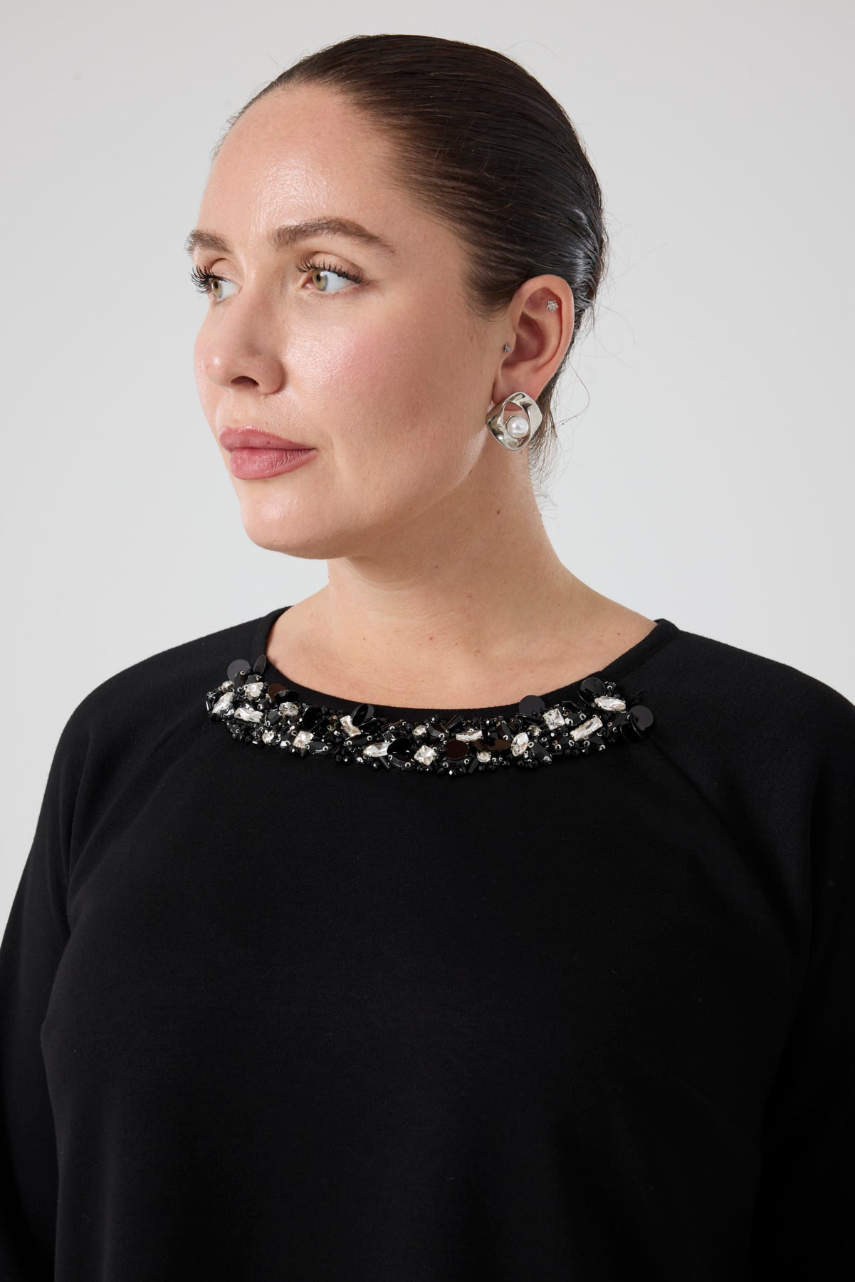 Yakası İşlemeli  Örme Etek Bluz Takım Siyah