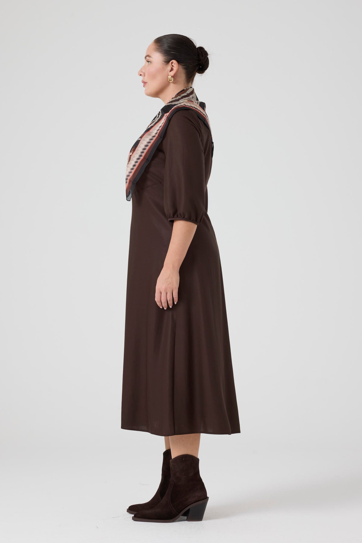Fularlı Viskon Elbise Kahve