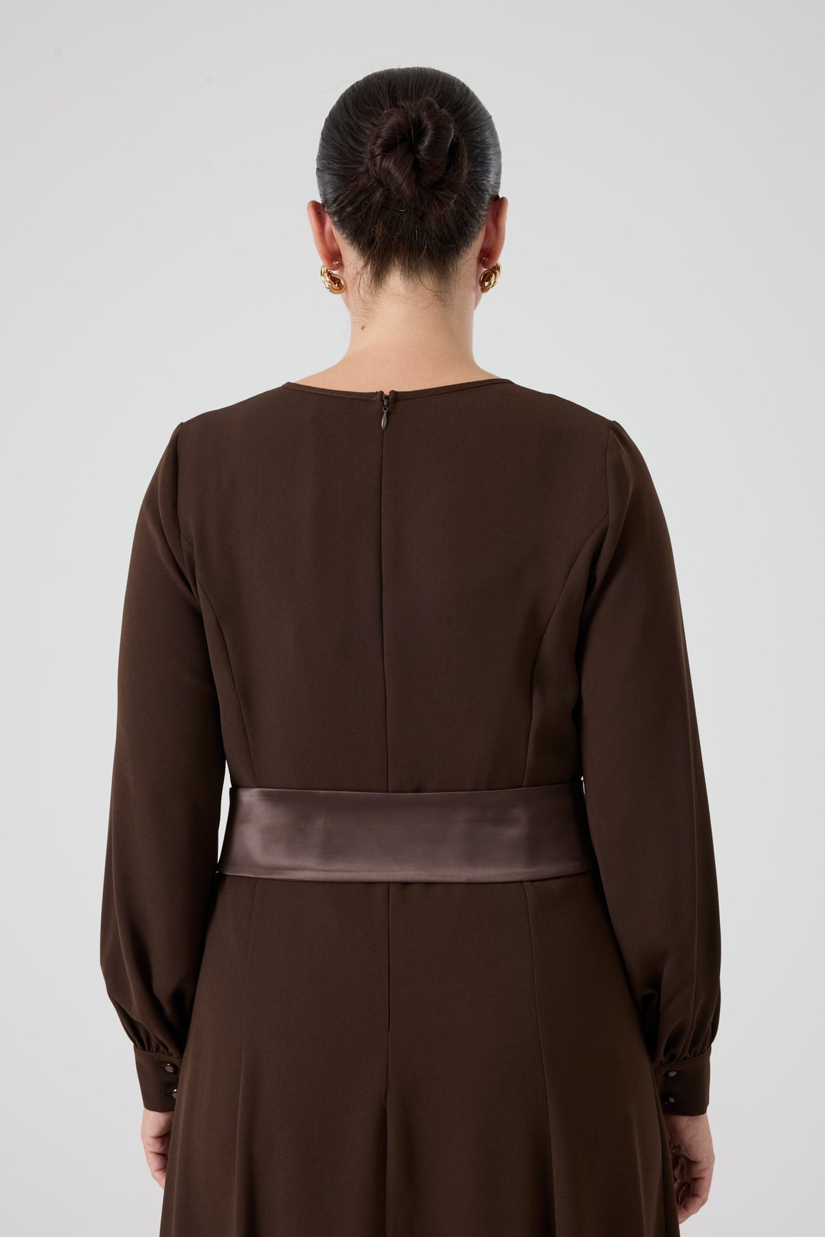 Saten Kemerli Kloş Elbise Kahve