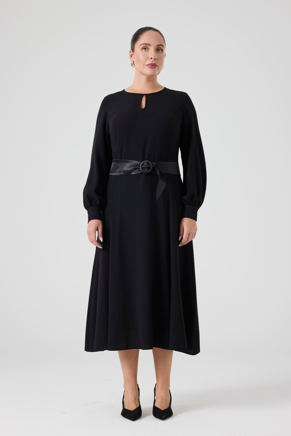 Saten Kemerli Kloş Elbise Siyah