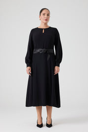 Saten Kemerli Kloş Elbise Siyah