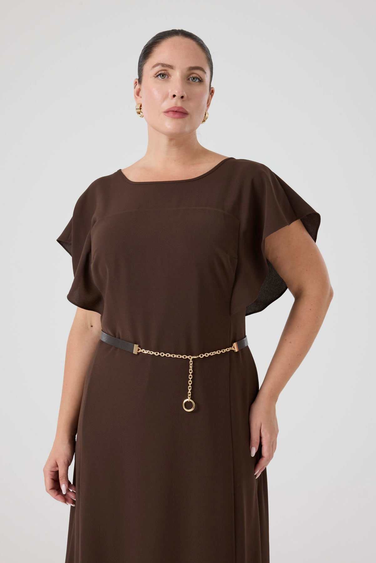 Kolları Volanlı Kemerli Elbise Kahve