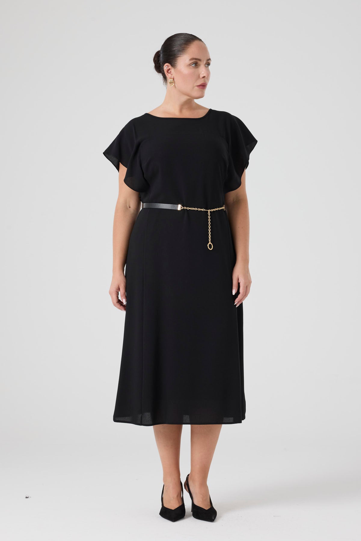 Kolları Volanlı Kemerli Elbise Siyah