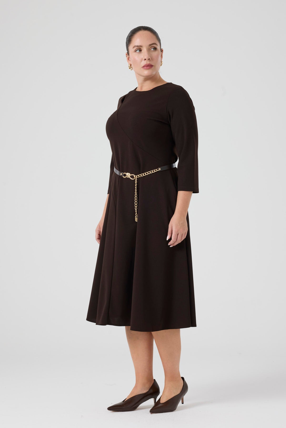 Damla Dekolteli Kemerli Örme Elbise Kahve