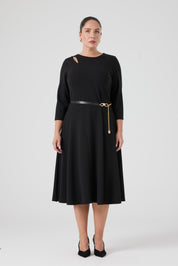 Damla Dekolteli Kemerli Örme Elbise Siyah