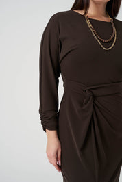 Büzgü Detaylı Elbise Kahve