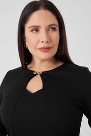 Yakası Pencere Detaylı Elbise Siyah