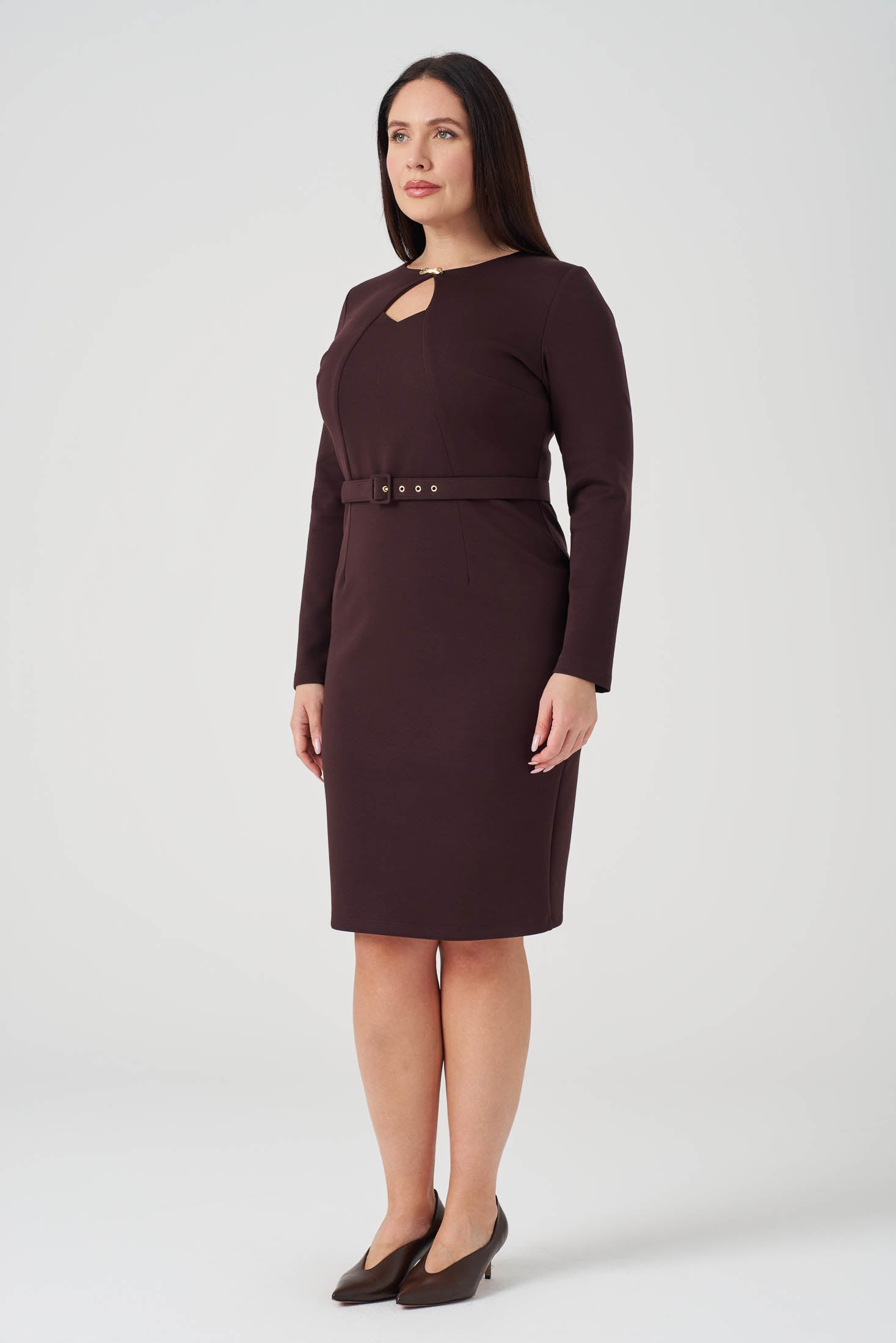 Yakası Pencere Detaylı Elbise Kahve