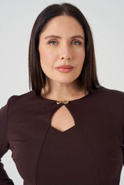 Yakası Pencere Detaylı Elbise Kahve