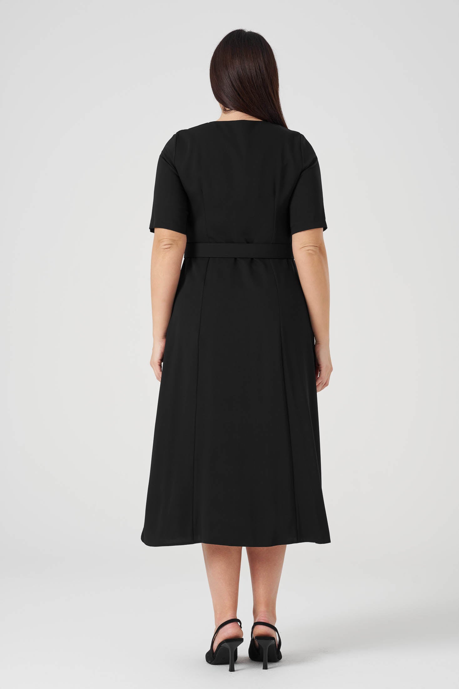 Piliseli Fermuarlı Elbise Siyah