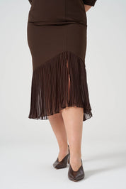 Pilise Detaylı Kemerli Elbise Kahve