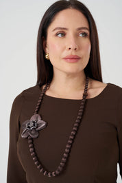 Pilise Detaylı Kemerli Elbise Kahve