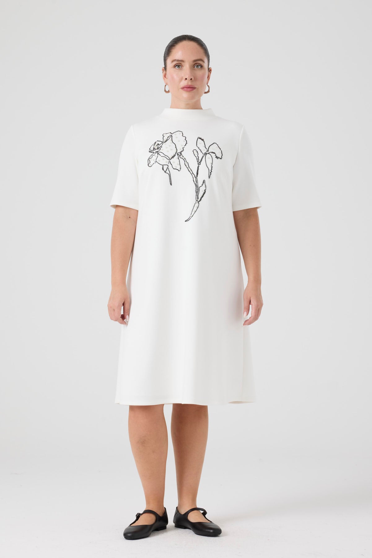 Nakışlı Örme Elbise Ekru