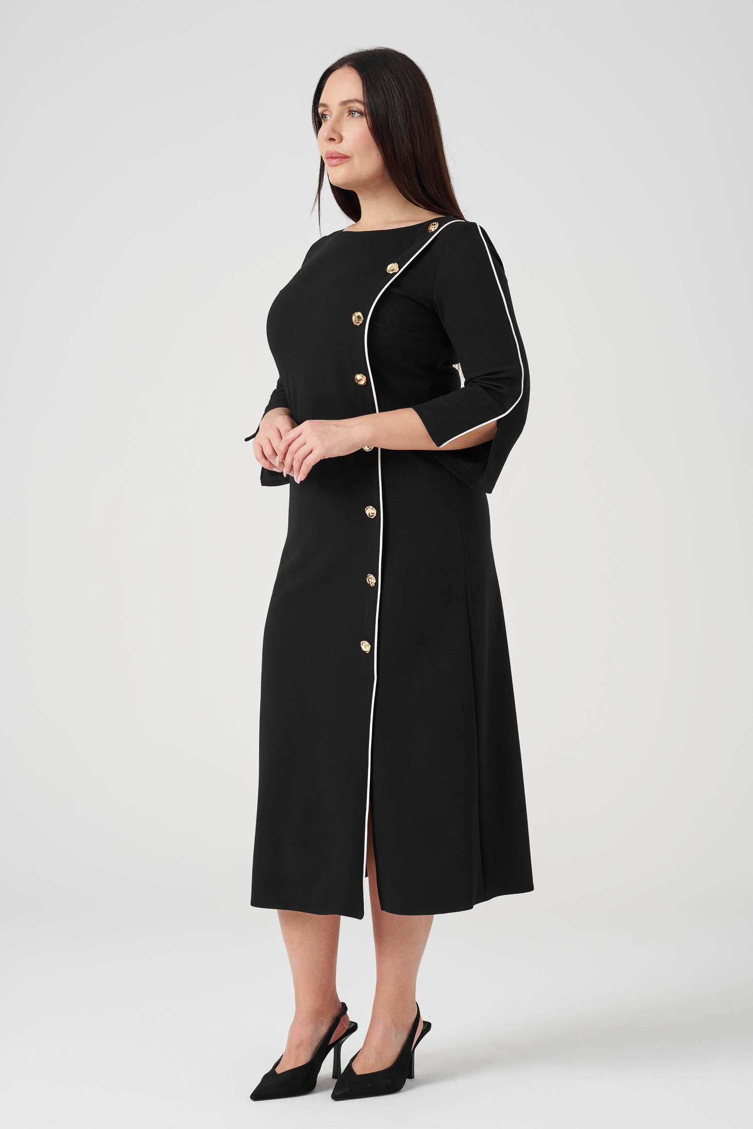 Düğme ve Biye Detaylı Kemerli Elbise Siyah
