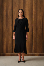Pilise Detaylı Kemerli Elbise Siyah