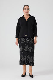 Gömlek Yaka Aksesuarlı Bluz Siyah